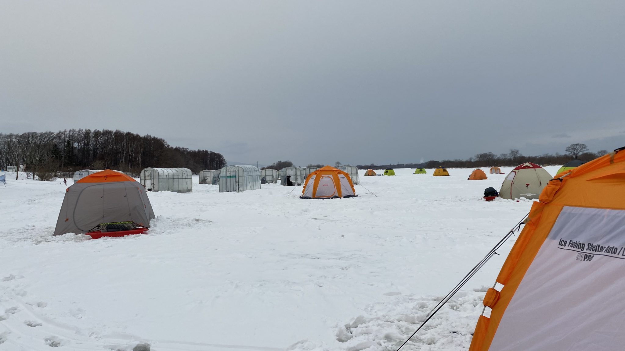 アイスフィッシング：北海道の氷上ワカサギ釣りが開幕！北海道で氷上ワカサギ釣りをはじめる前に知っておきたいことをまとめてみた。 hagane